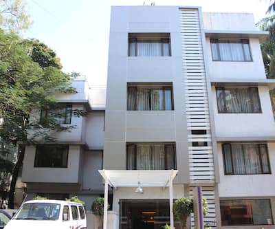 https://imgcld.yatra.com/ytimages/image/upload/t_hotel_yatra_city_desktop/v1421656809/Domestic Hotels/Hotels_Pune/Centurion Inn/Overview.jpg